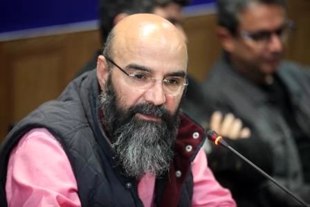 هیولای مدیری به گرد پای سریال‌های تلویزیون نمی‌رسد/ مردم هم تلویزیون نگاه می‌کنند، هم فحش می‌دهند/ جنگ نابرابر با نمایش خانگی باید تمام شود