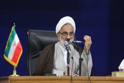نماینده ولی‌فقیه در سپاه : کوتاه آمدن در برابر بی‌حجابی ضربه زدن به حقوق عمومی است
