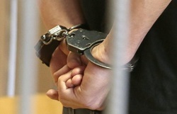 دستگیری مرد زن نمای فالگیر در یزد