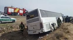 واژگونی اتوبوس زائران عراقی در لرستان ۲۲ مصدوم برجای گذاشت