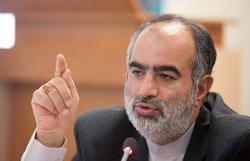 کنایه‌های معنادار مشاور روحانی: جاسوسان واقعی در لباس انقلابیون دوآتشه، در مراکز حساس دفاعی و امنیتی رخنه می‌کنند نه در بیابان‌ها و روزنامه‌ها