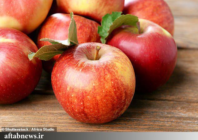 با این میوهها، موهای خود را تقویت کنید با این میوهها، موهای خود را تقویت کنید