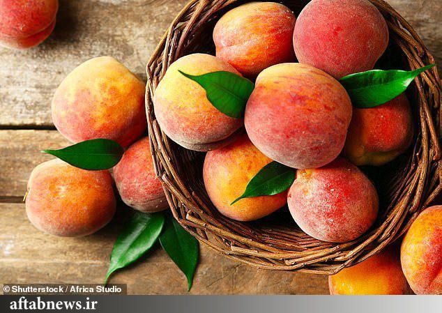 با این میوهها، موهای خود را تقویت کنید با این میوهها، موهای خود را تقویت کنید