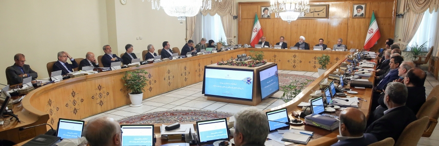 رئیس‌جمهور: با شنود نمی‌شود مردم را محاکمه کرد| باید به داد تفکیک قوا برسیم| جنگ نمی‌خواهیم| کفگیر تحریم به ته دیگ خورده| ترامپ بیچاره می‌گوید دلم می‌خواهد با ایران مذاکره کنم| توصیه به آمریکا و اروپا