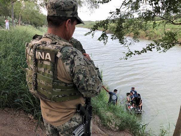 داستان غم‌انگیز پدر و دختری که در راه مهاجرت به آمریکا جان باختند+عکس