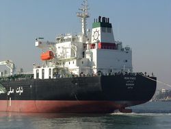 چین بر ادامه واردات نفت از ایران تاکید کرد