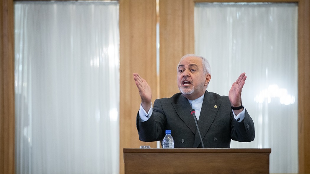 ظریف: در نیویورک گفتند تحریم میشوم مگر اینکه آن پیشنهاد را بپذیرم| تعهد میدهم که نامزد انتخابات نمیشوم| افرادی که دنبال فاتحه دیپلماسی هستند باید صبر کنند| اطلاعی از بحث پشتپرده بین ایران و عربستان ندارم ظریف: در نیویورک گفتند تحریم میشوم مگر اینکه آن پیشنهاد را بپذیرم| تعهد میدهم که نامزد انتخابات نمیشوم| افرادی که دنبال فاتحه دیپلماسی هستند باید صبر کنند| اطلاعی از بحث پشتپرده بین ایران و عربستان ندارم