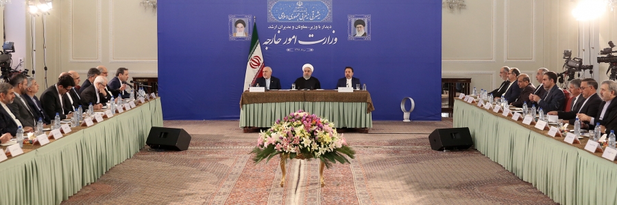 روحانی: پیمان حدیبیه هم حداکثری نبود، پیغمبر قبول کرد، چون می&zwnj;خواست صلح برقرار شود| تندروها بیرون خیمه پیغمبر شروع به غر زدن کردند| ظریف و سپاه با تحریم آمریکا در داخل ایران، منطقه و جهان محبوب&zwnj;تر و مقتدرتر شدند