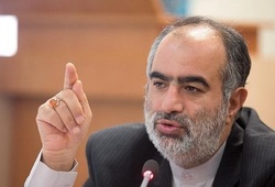 مشاور روحانی: در ایران از «تیم ب» خبری نیست| ظریف و سردار سلیمانی پشتیبان همدیگر هستند