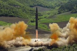 کره‌شمالی باز هم موشک آزمایش کرد