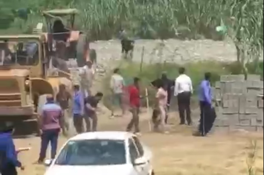 ماجرای درگیری در پادگان نیروی هوایی محمودآباد چیست؟| دو نفر کشته شدند+فیلم و عکس ماجرای درگیری در پادگان نیروی هوایی محمودآباد چیست؟| دو نفر کشته شدند+فیلم و عکس