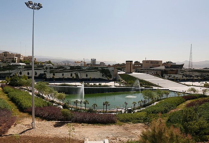 با دو پاتوق هنری و تفریحی جدید در تهران آشنا شوید؛ «باغ هنر» و «دریاچه هنر» با دو پاتوق هنری و تفریحی جدید در تهران آشنا شوید؛ «باغ هنر» و «دریاچه هنر»