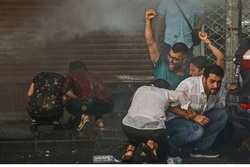 برکناری شهرداران کرد در ترکیه| برخورد پلیس با معترضان