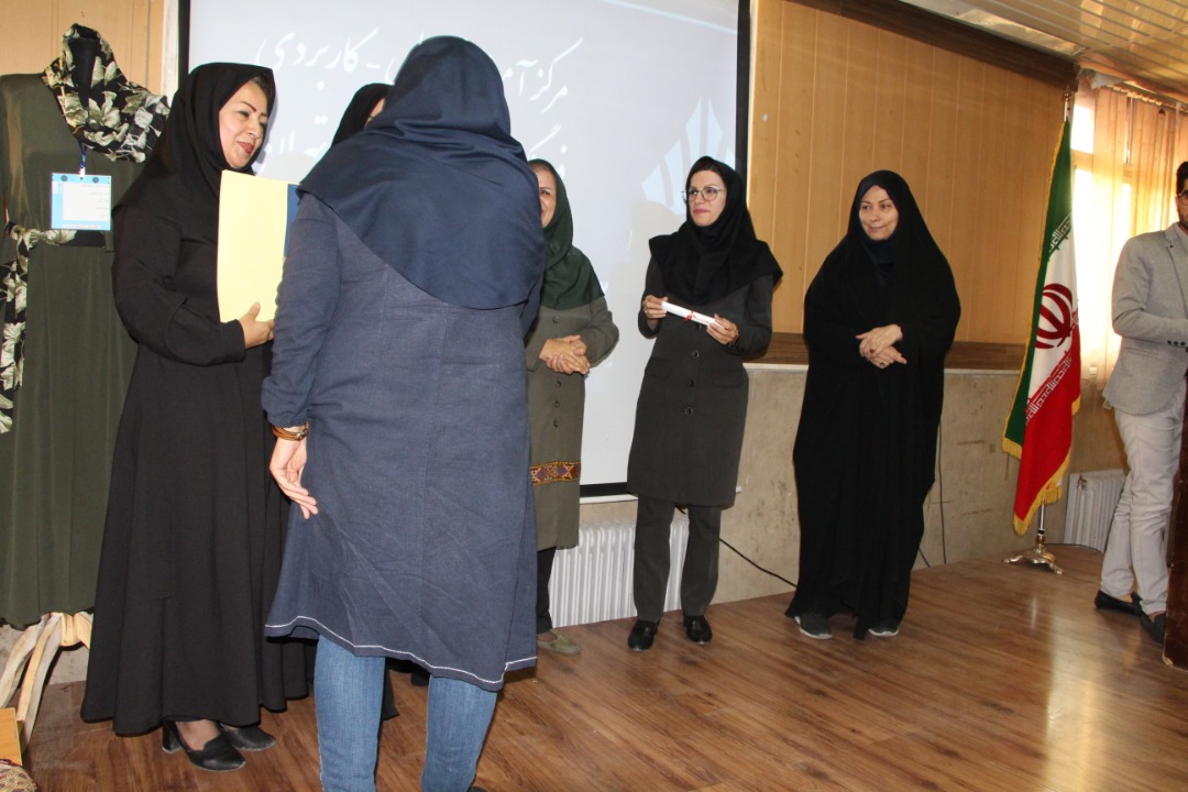 اولین جشنواره دانشجویی مد و لباس ایرانی- اسلامی / تصاویر