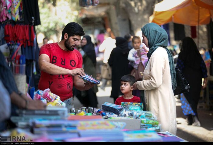 یک دانشآموز برای رفتن به مدرسه چقدر هزینه دارد؟ یک دانشآموز برای رفتن به مدرسه چقدر هزینه دارد؟