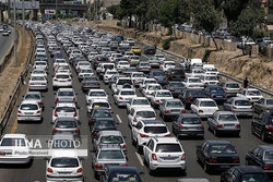 ترافیک در آزادراه قزوین_کرج_ تهران سنگین است