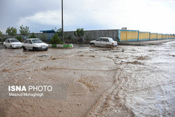 وارد شدن خسارت به خانوارهای ورزقانی در پی بارش باران
