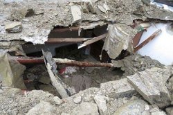 سقف یک خانه تاریخی در چهارباغ اصفهان فروریخت و ۲ نفر زیر آوار ماندند