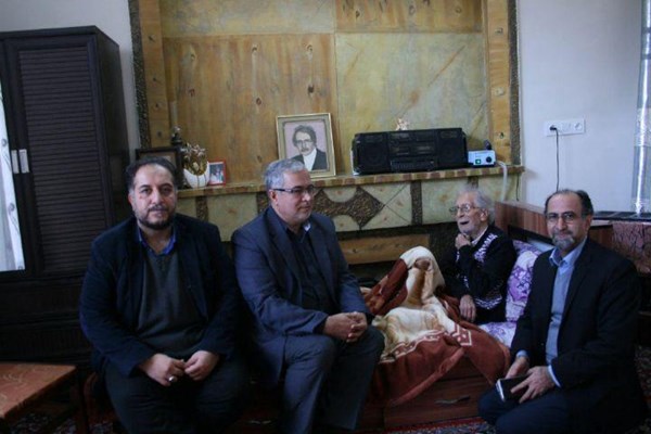محمد حاجی&zwnj;حسینی، طنزپرداز گل&zwnj;آقا درگذشت+عکس