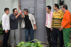 بازی فرشاد احمدزاده، بازیکن تیم پرسپولیس در یک سریال تلویزیونی