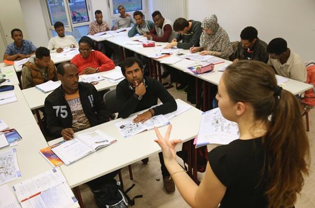 بازار کار آلمان نیازمند نیروی کار مهاجران در کدام رشتههاست؟/ قوانیت و شروط ورود به بازار کار آلمان بازار کار آلمان نیازمند نیروی کار مهاجران در کدام رشتههاست؟/ قوانیت و شروط ورود به بازار کار آلمان