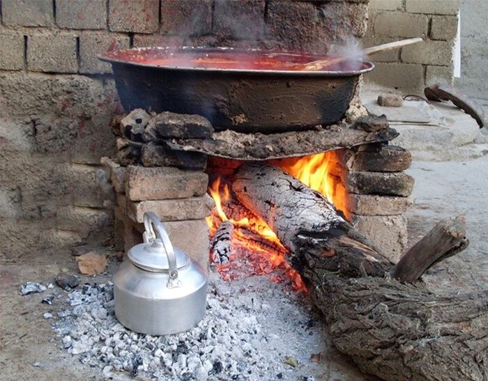 رونق گرفتن پخت خانگی رب گوجه فرنگی؛ گرانی تنها دلیل نیست! رونق گرفتن پخت خانگی رب گوجه فرنگی؛ گرانی تنها دلیل نیست!