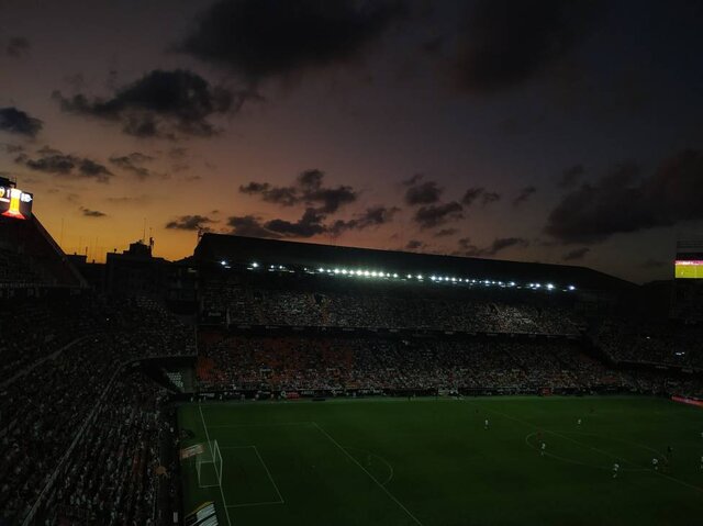 رییس باشگاه والنسیا به خاطر حرکت عجیبش تهدید به مرگ شد