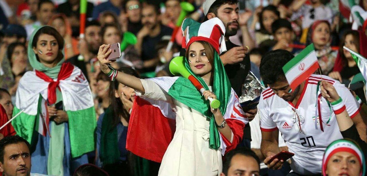 از «فوتبال دیدن» تا «فوتبالیشدن»| زنان ایرانی در آزادی؛ دخترانی که به آرزویشان رسیدند از «فوتبال دیدن» تا «فوتبالیشدن»| زنان ایرانی در آزادی؛ دخترانی که به آرزویشان رسیدند
