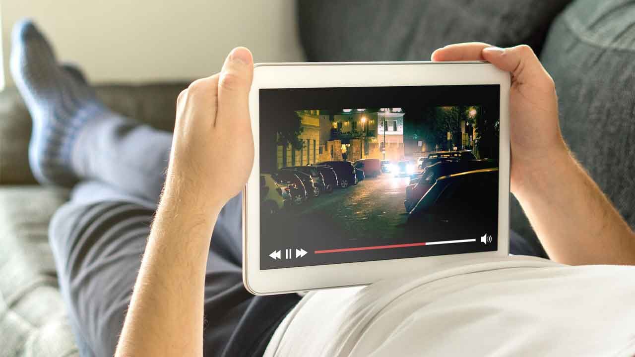 مسدود شدن سایت‌های دانلود فیلم؛ حذف رقیب برای سایت‌های داخلی؟