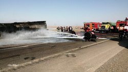 حریق کامیون حامل سوخت گازوئیل در محور بادرود- اردستان