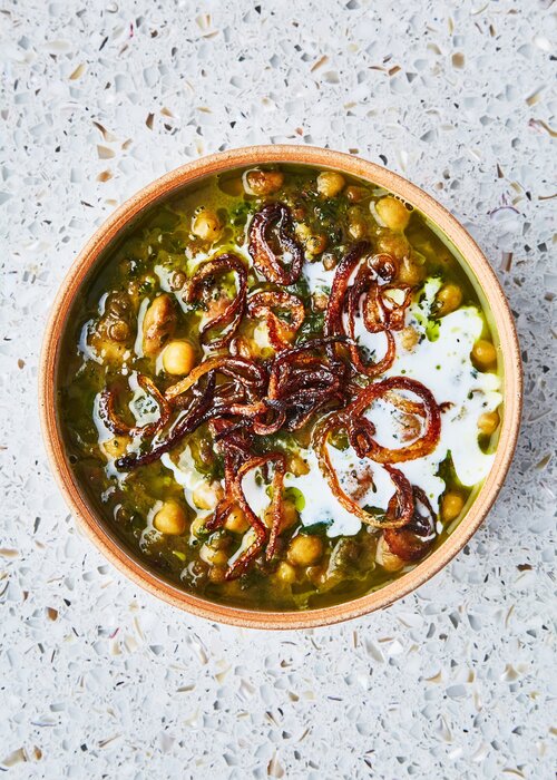طرز تهیه و دستور پخت آش رشته/ چهکنیم که نه آبکی باشد و نه بسیار غلیظ! طرز تهیه و دستور پخت آش رشته/ چهکنیم که نه آبکی باشد و نه بسیار غلیظ!