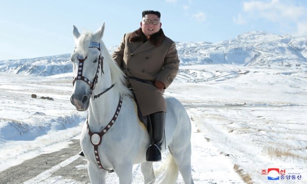 کیم جونگ اون سوار بر اسب سفید + عکس