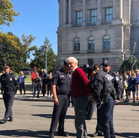 بازداشت دوباره جین فوندا / این‌بار یک بازیگر مرد هم دستگیر شد+ عکس