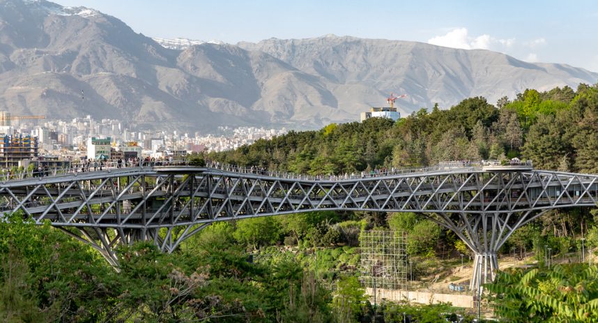 عکس زیبا تهران پل طبیعت