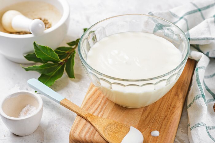 طرز تهیه سس بشامل و کاربردهای آن طرز تهیه سس بشامل و کاربردهای آن