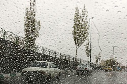 جاده های مازندران بارانی است