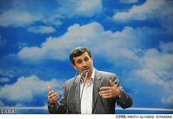 بررسی ۴۰ ساله نقدینگی/ احمدی‌نژاد رکورد زد