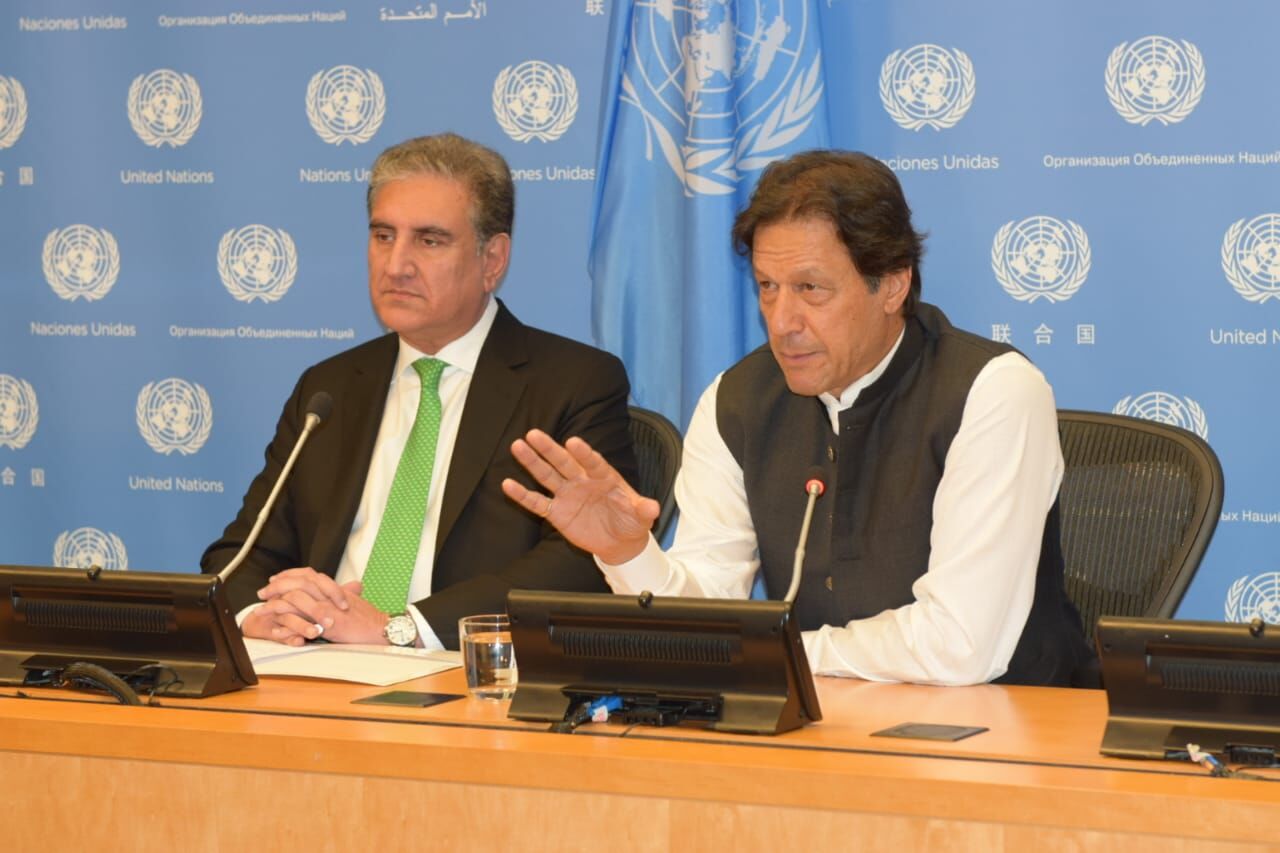 عمرانخان: ترامپ و بن سلمان از من خواستند با ایران صحبت کنم| پیام ترامپ را به روحانی رساندم عمرانخان: ترامپ و بن سلمان از من خواستند با ایران صحبت کنم| پیام ترامپ را به روحانی رساندم