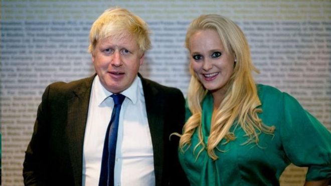 داستان جنجالی نخستوزیر انگیس و تاجر زن آمریکایی چیست؟+عکس داستان جنجالی نخستوزیر انگیس و تاجر زن آمریکایی چیست؟+عکس