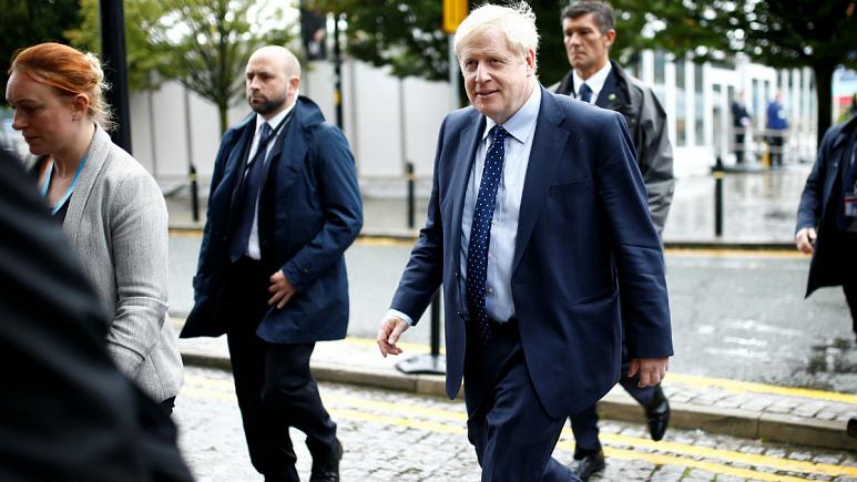 داستان جنجالی نخستوزیر انگیس و تاجر زن آمریکایی چیست؟+عکس داستان جنجالی نخستوزیر انگیس و تاجر زن آمریکایی چیست؟+عکس