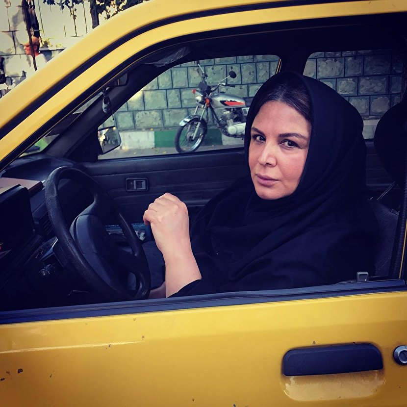 عکس| خانم بازیگر راننده تاکسی شد!