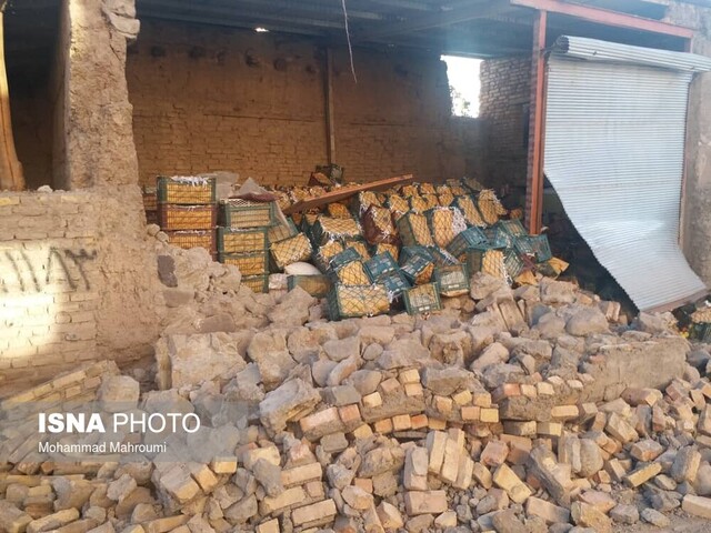 زلزله در شهرستان میانه؛ ۵ نفر فوت و بیش از ۵۰۰ نفر مصدوم شدهاند+تصاویر زلزله در شهرستان میانه؛ ۵ نفر فوت و بیش از ۵۰۰ نفر مصدوم شدهاند+تصاویر