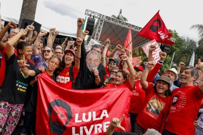 لولا داسیلوا، رئیس‌جمهوری سابق برزیل از زندان آزاد شد