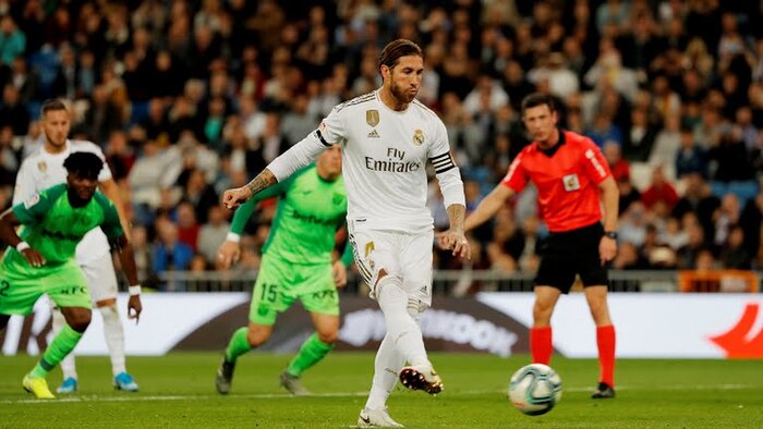 رئال مادرید به یک قدمی بارسلونا رسید+عکس