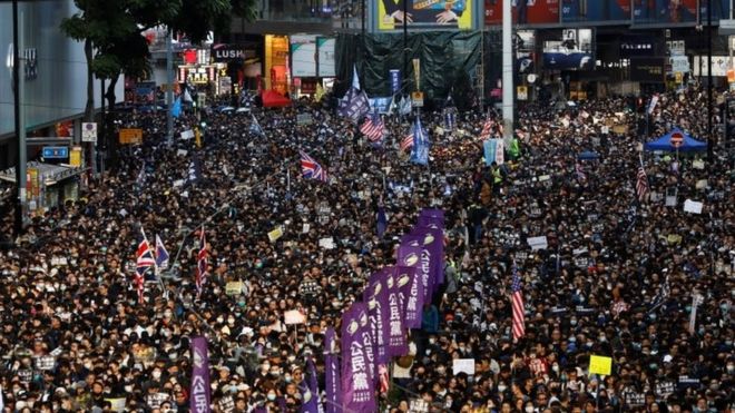 بزرگترین تظاهرات ضددولتی در هنگ‌کنگ+فیلم