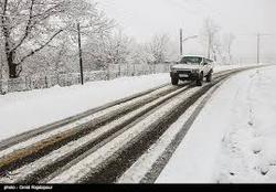 برف و باران در جاده هراز و آزادراه قزوین-رشت