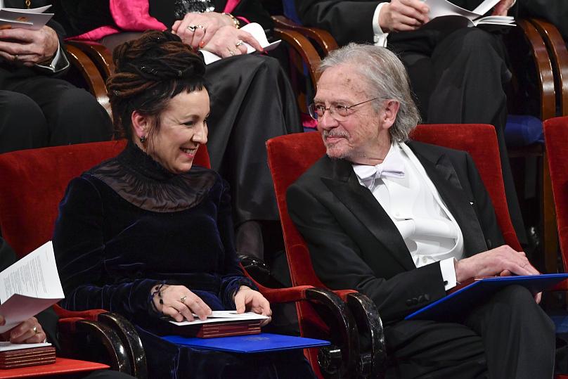 ادامه اعتراض‌ها به پیتر هاندکه نویسنده اتریشی؛ جوایز نوبل ۲۰۱۹ اهدا شد