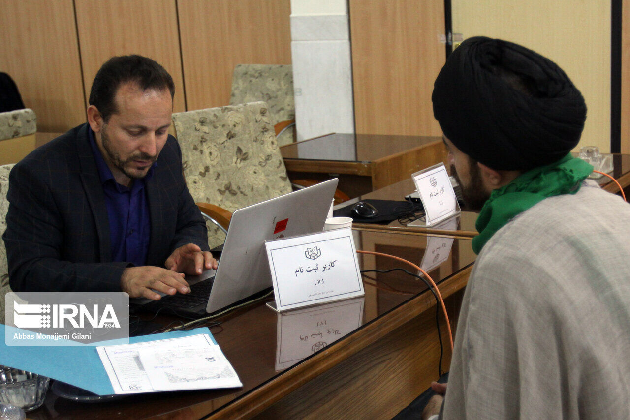 جوانترین داوطلب انتخابات خبرگان در خراسان ۲۴ ساله است