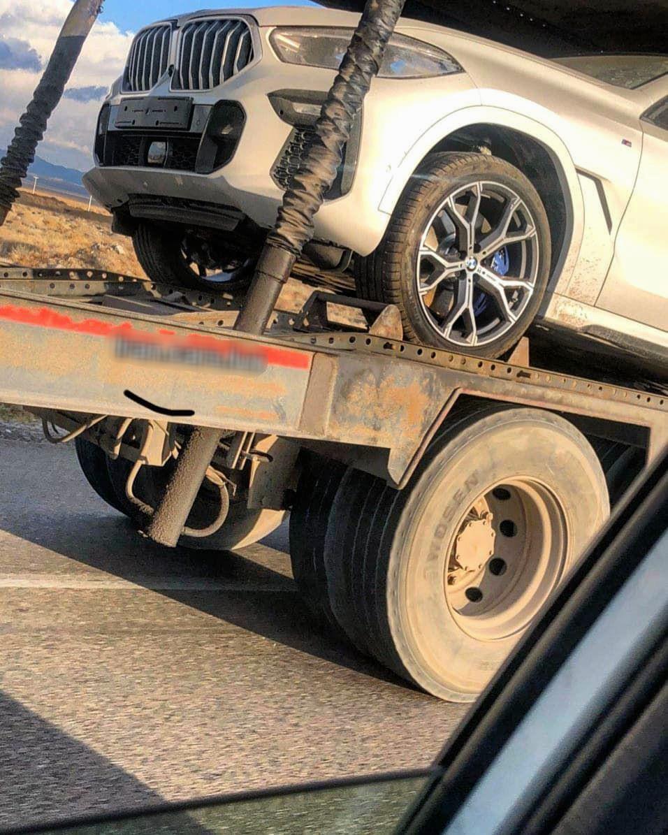 عکس| محموله BMW مدل ۲۰۲۰ در جاده‌های ایران