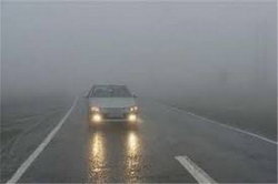 مه گرفتگی در جاده‌های ١٢ استان